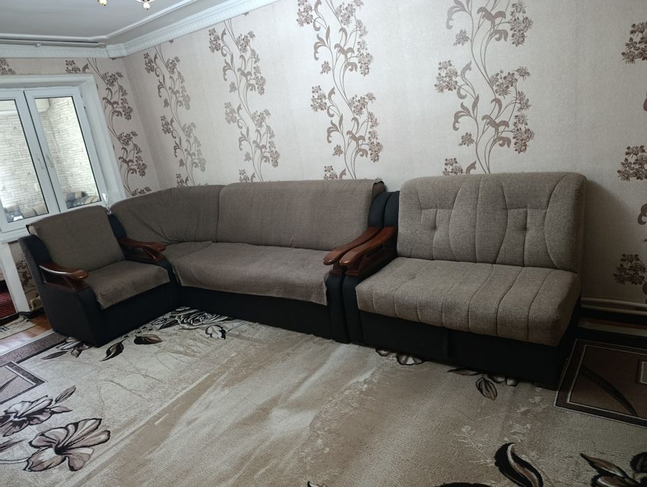 Продается диван .