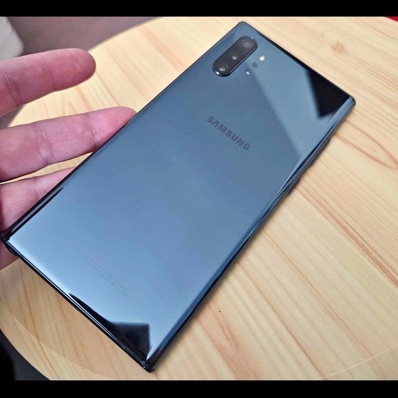 Galaxy note 10+ vietnam