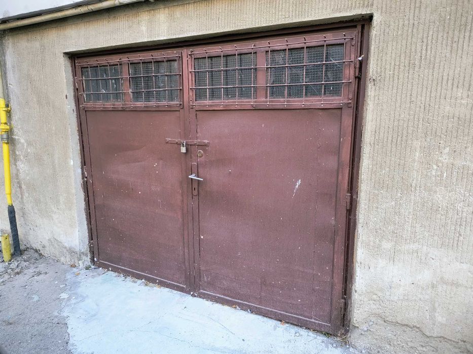 inchiriez garaj sub bloc