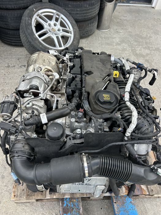 Motor Jaguar F Pace 204 DTY stare foarte bună 33000 km