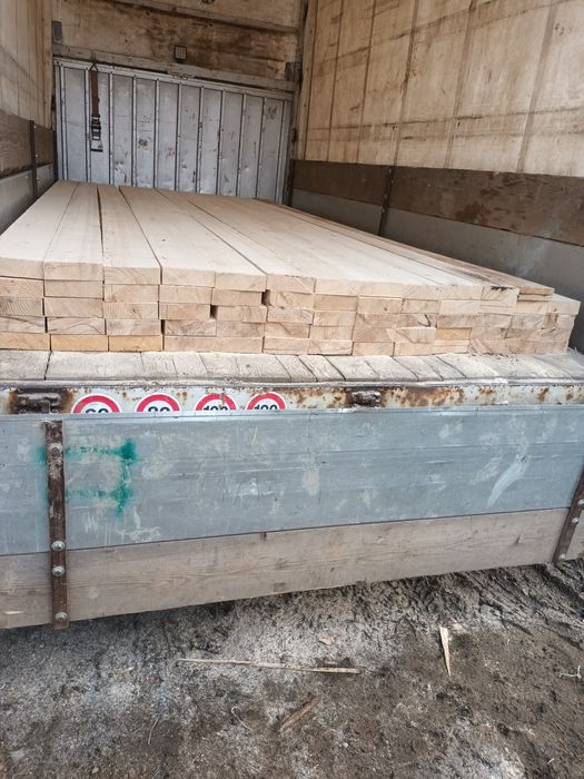 Vând cherestea rășinoase