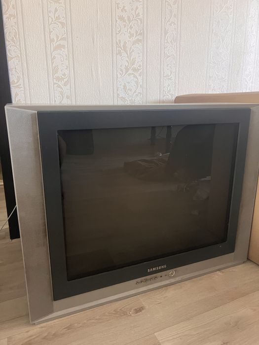 Телевизор самсунг