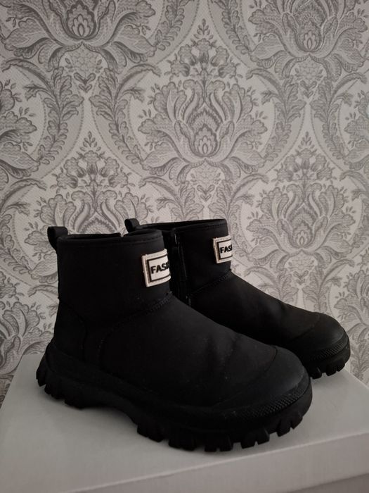 Ботиночки осенние для девочки