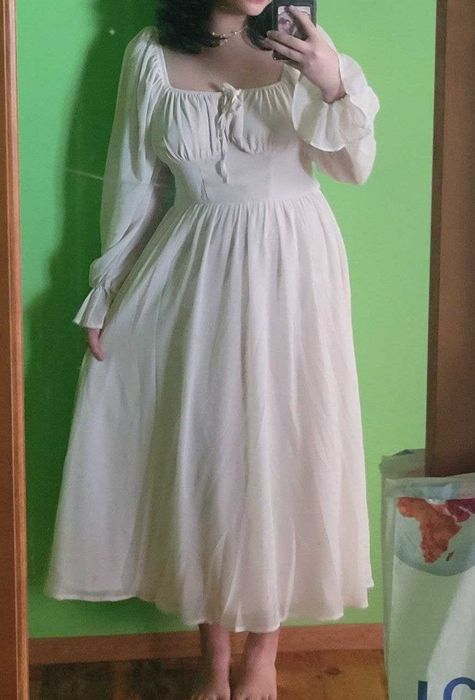 Молочное платье вечернее до щиколоток