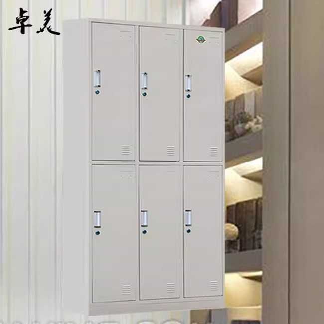 Долговечный шкаф

Шкаф с замком

Тихое открытие