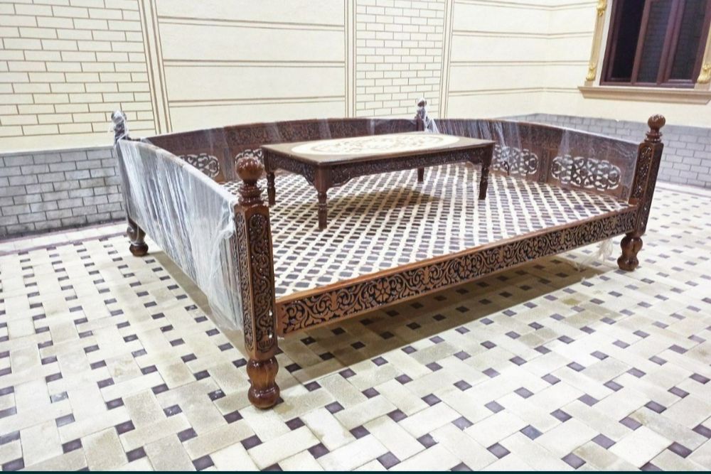 Kravat Tapchan Surilar