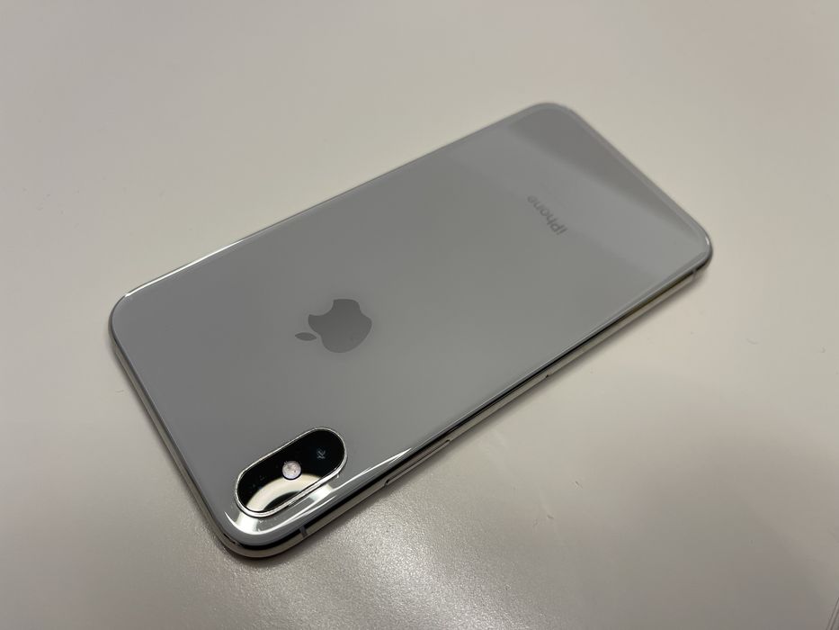 Vand iPhone X / Arata ca nou!