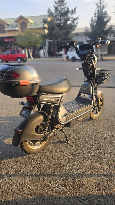 Rabochi DRONGO 16li Jk skuter