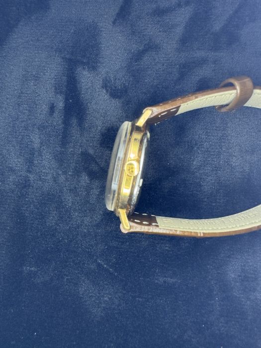 Часовник Omega стар automatic