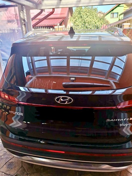 Hyundai Santa Fe Luxury Suv 4×4 pluig hibrid benzina 256 cp
