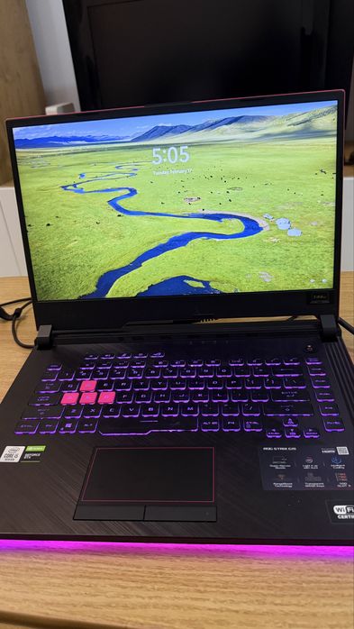 Laptop ASUS ROG Strix G15 G512Li