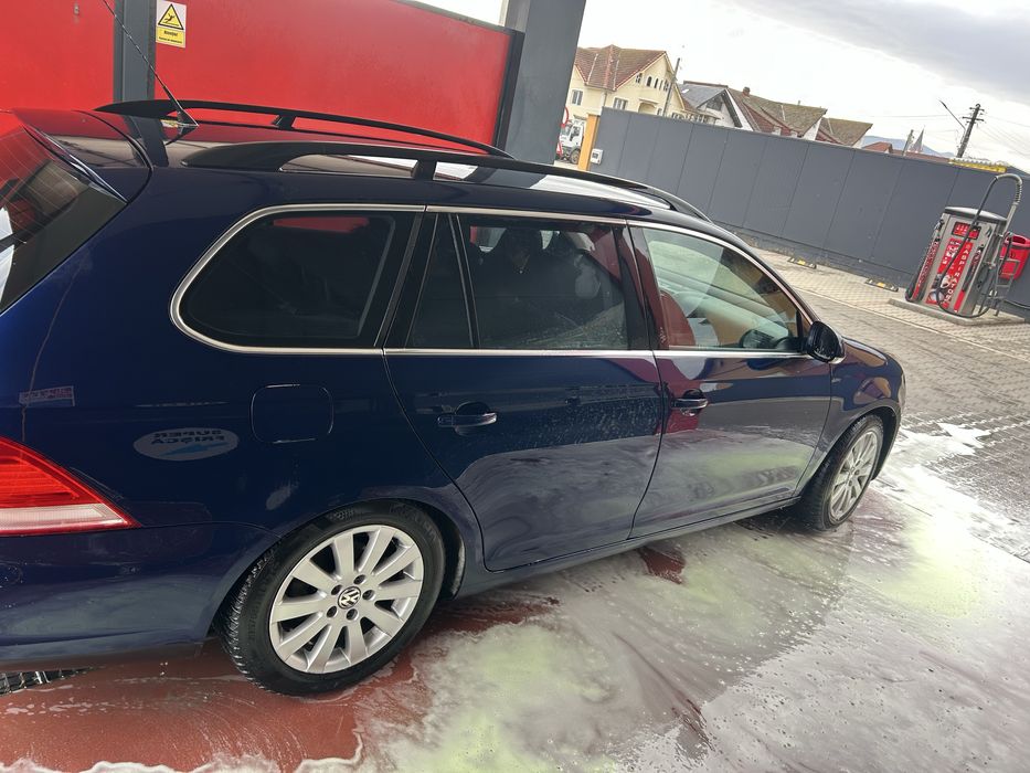 Vand golf 5 19 TDI 105 cu toate acte la zi mai multe detali la telefon