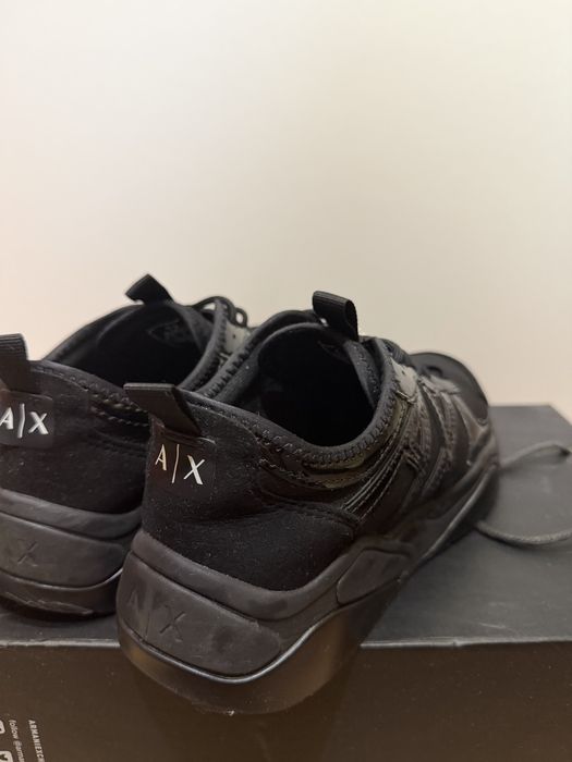 Продам обувь Armani exchange -38,5 размер