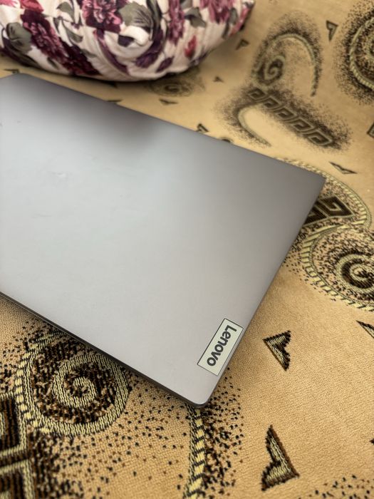 Laptop lenovo ca nou