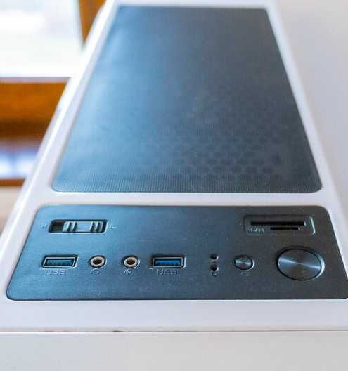 Amd ryzen 5600 32GB RAM 500GB Samsung 860 GTX 1070 TI