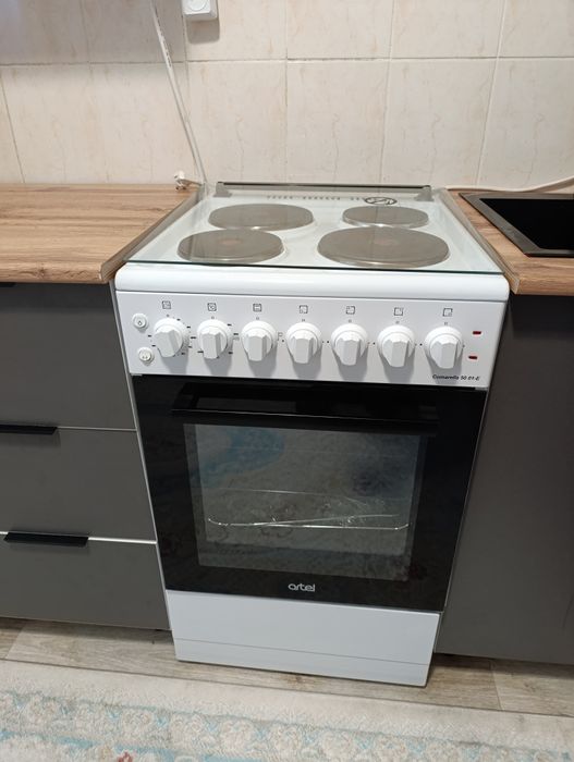 Продам срочно плиту