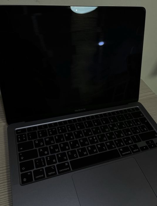 MacBook Air M1 8/256