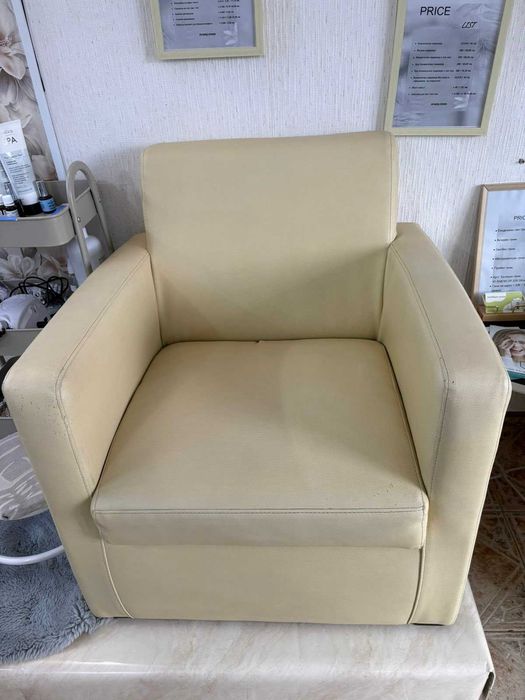 кожен фотьойл  бежав цвят