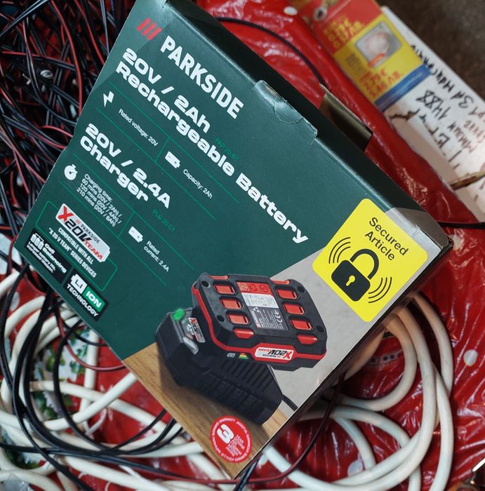 Зарядно Parkside 20v