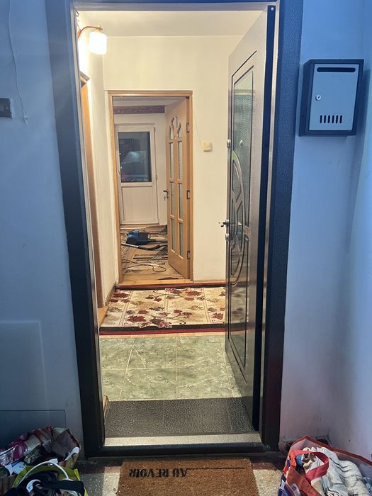 Apartament cu 3 camere  etaj1