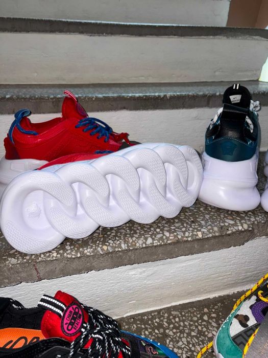 Versace Chain Reaction