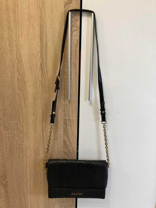 Дамска кожена чанта Valentino