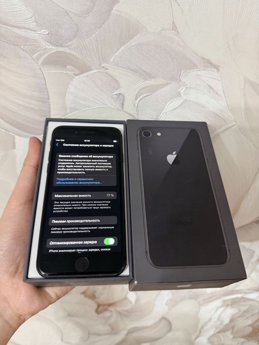 IPhone 8/64Gb - В хорошем состоянии