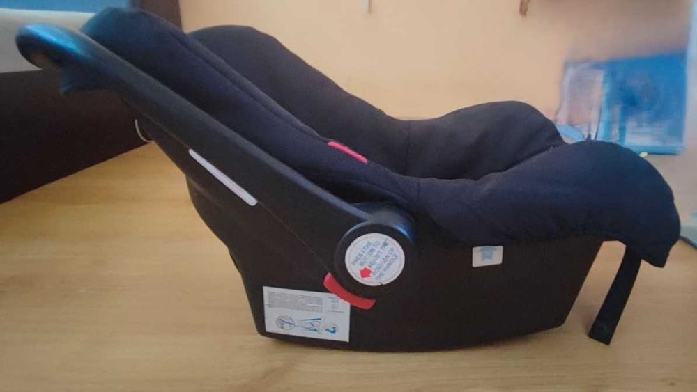 Бебешка комбинирана количка и столче за кола