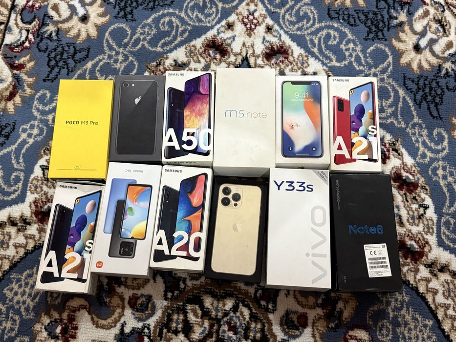 Продам коробки от телефонов