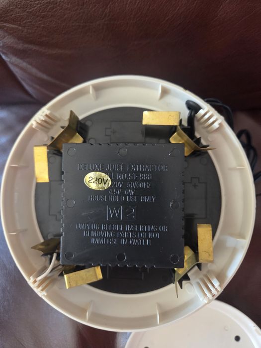 Преса за плодове-електрическа