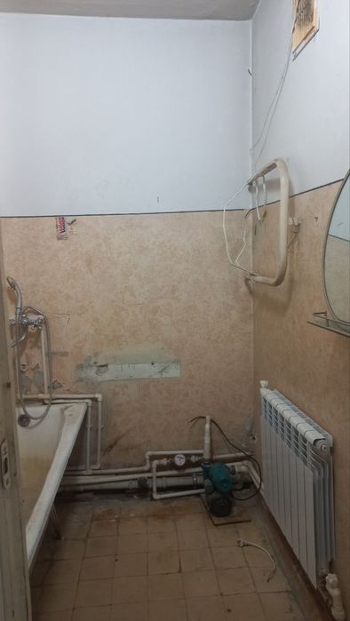 4 Xonali uy sotiladi.