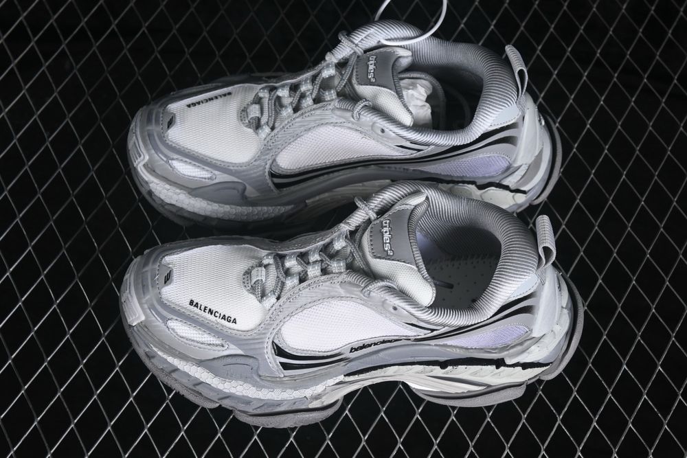 Balenciaga Triple S 2 Gradient Mesh