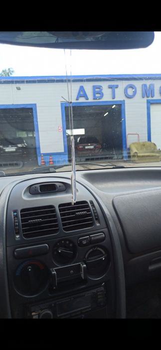 Mitsubishi carisma 1.8 mpi продаю до мая.