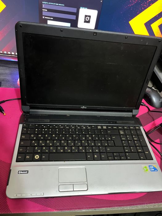 Ноутбук Fujitsu Lifebook A530 на запчасти