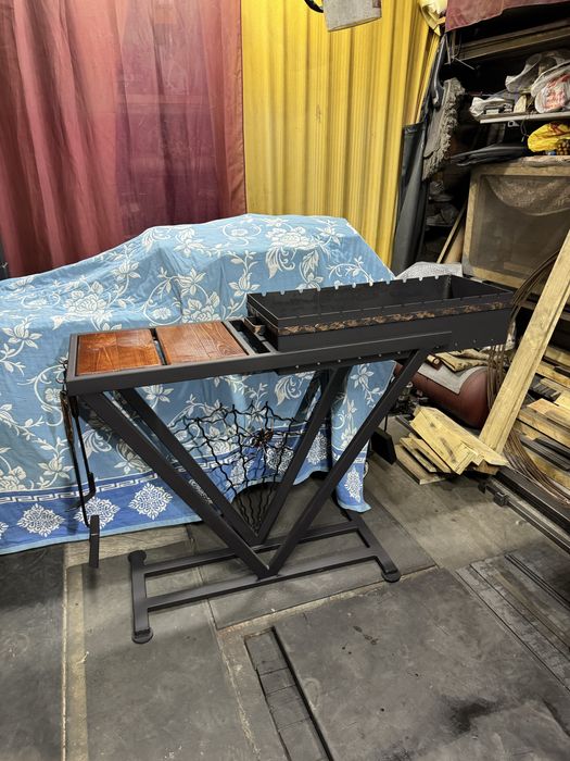 Мангал со столиком