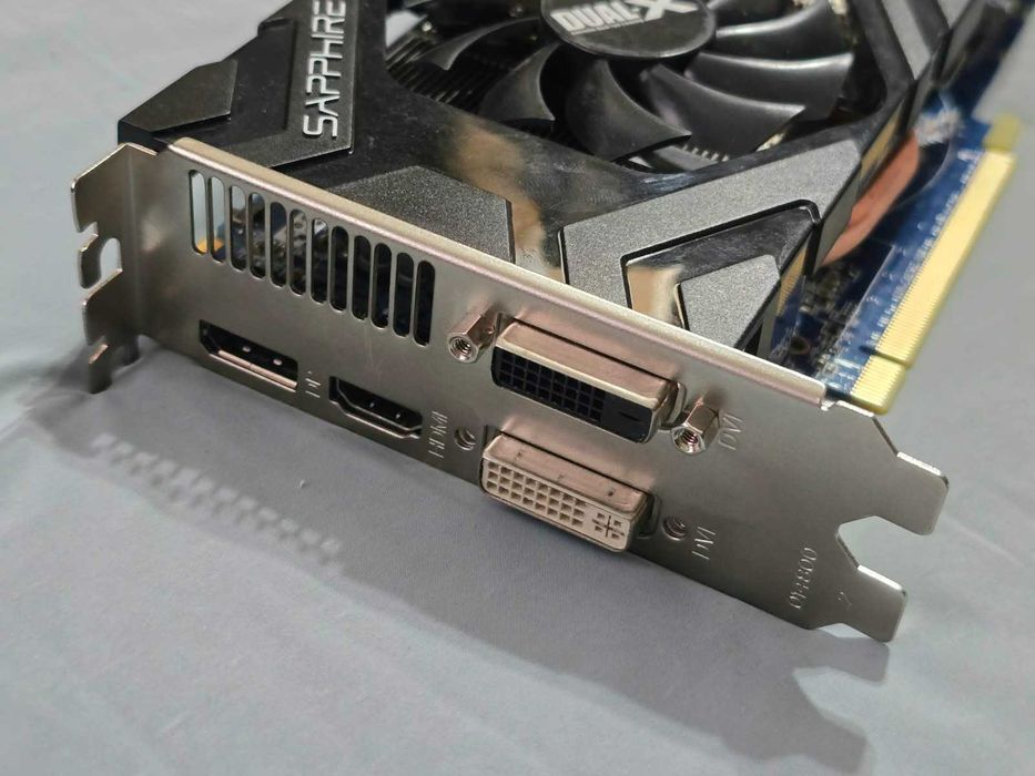 Placa video Sapphire Radeon HD 7850 Dual-X OC Edition 1GB GDDR5 256-bit