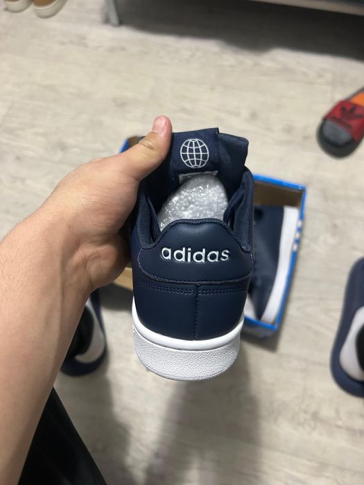 Кроссовки Adidas 40 размер