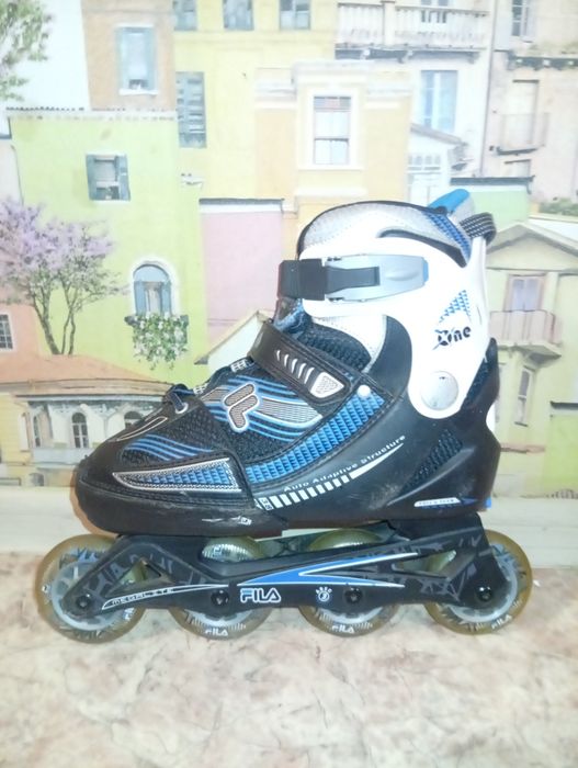 Продам роликовые коньки
