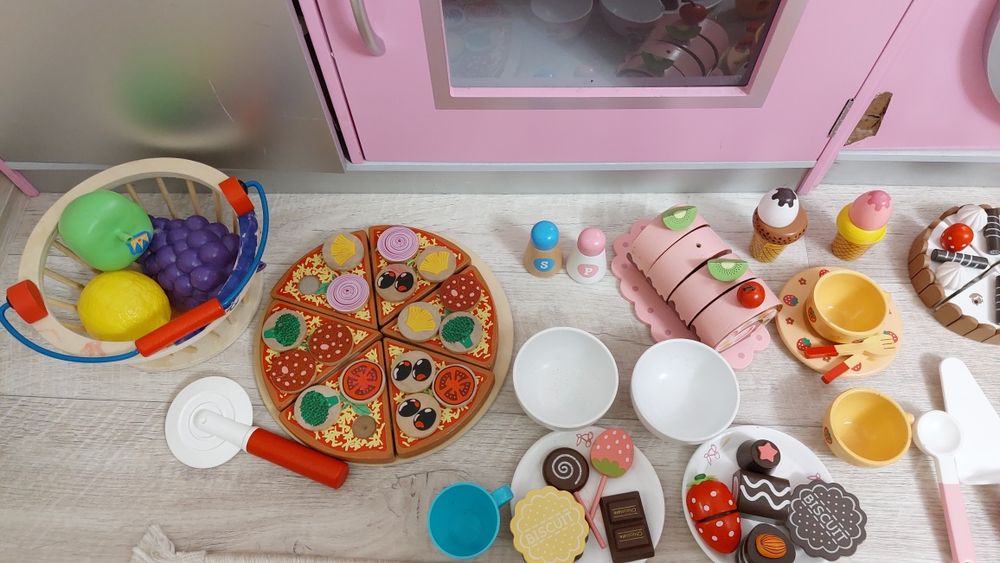 Продам детскую кухню