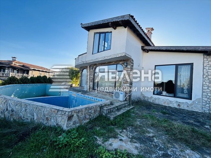 Продава се Къща в с. Осеново, Област Варна - 165 кв.м за 728 €/кв.м - Снимка #2