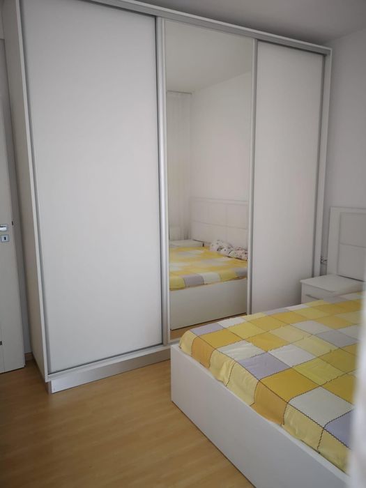 Închiriez apartament în Bună Ziua