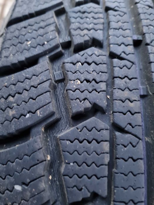 Зимни гуми 205 65 16с