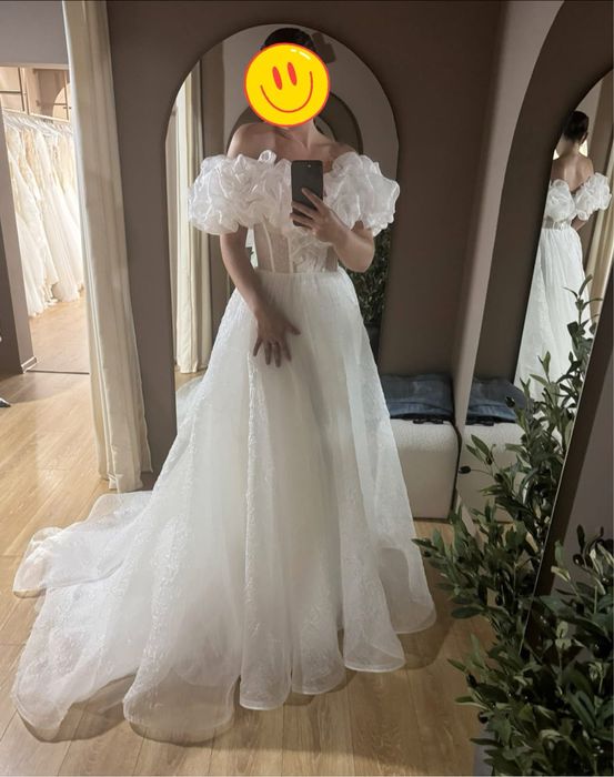 Vand rochie de mireasa