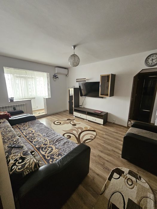Închiriez apartament 2 camere alexandru