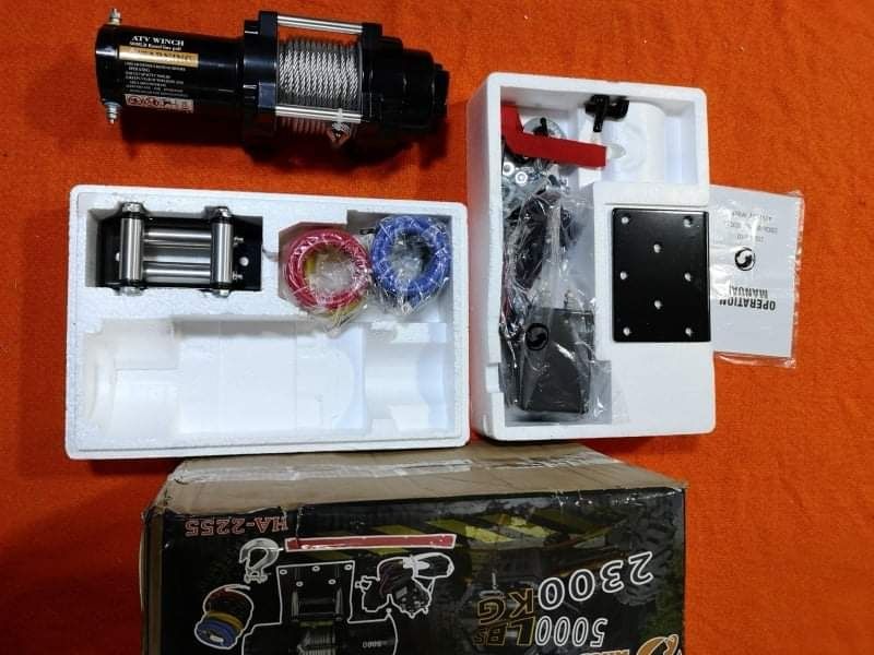 Troliu electric 12 V 2300 Kg 15 Metri cablu, Pentru Trailere ETC.