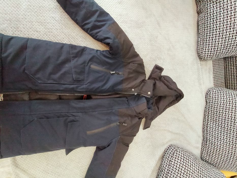 Продам куртку зимнюю