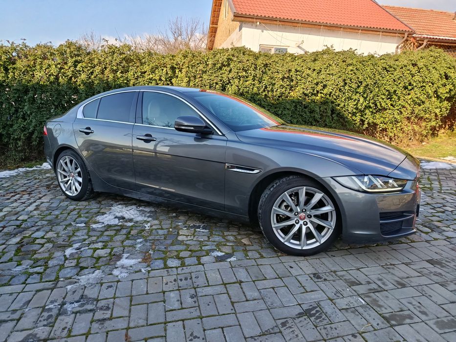 JAGUAR. XE  2018