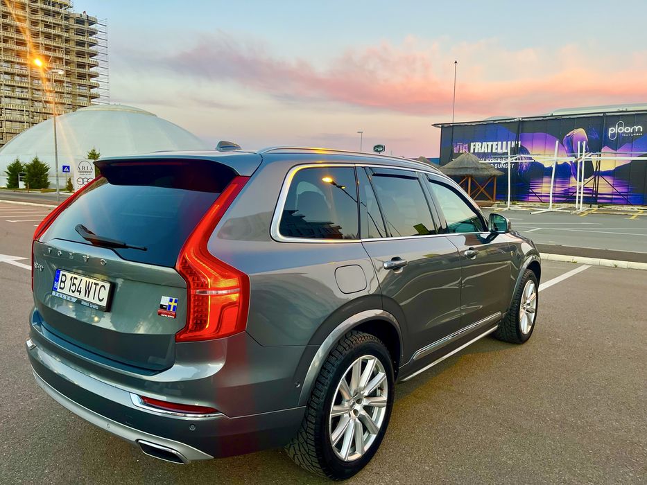 Vand Volvo XC 90 , an 2018 , motor T6 , 2.0 benzina , 320 cp