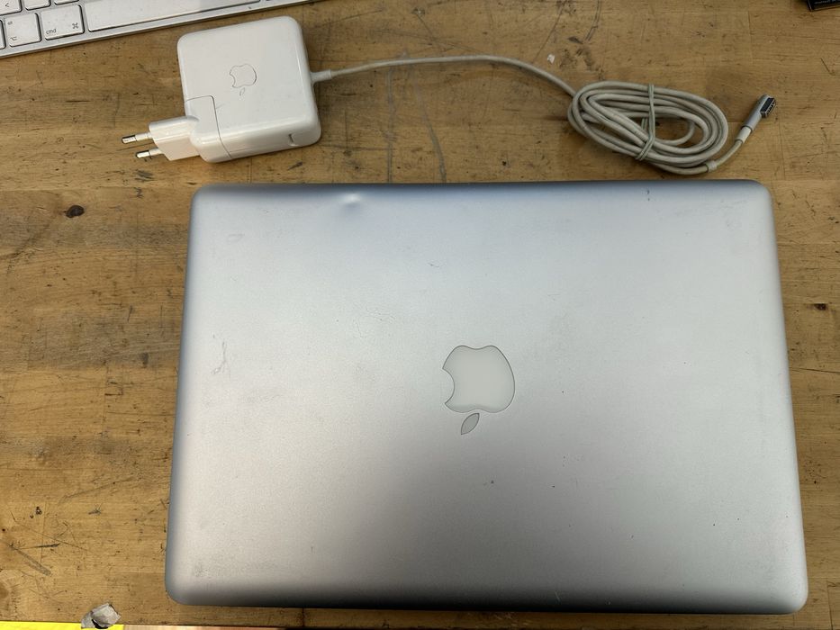 laptop macbook pro late 2011 intel core i5