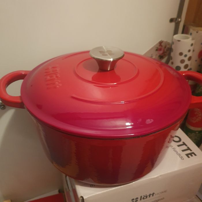 Oala din fonta emailata, rosie, Latt Home, 3.35l